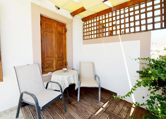 Vakantiehuis Magdalini Chalki Town